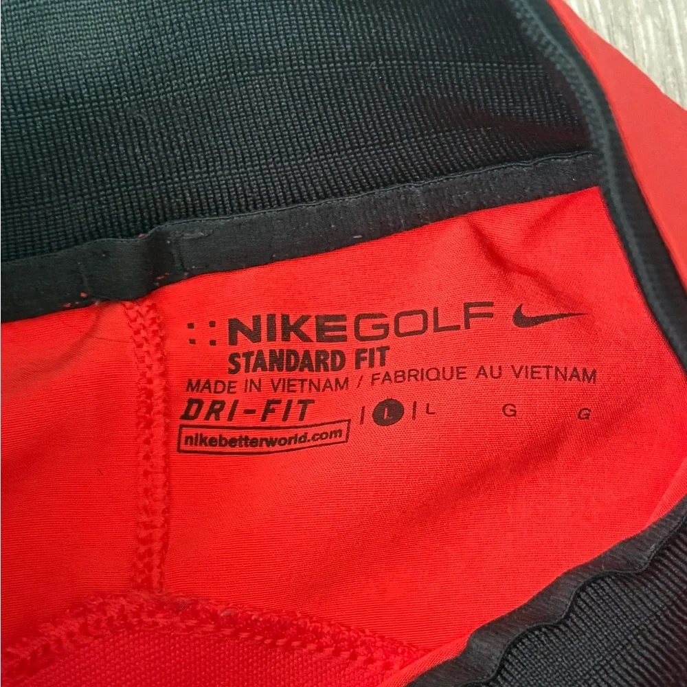 Nike Golf Red and Black Dri-FIT Jacket - Picture 4 of 4